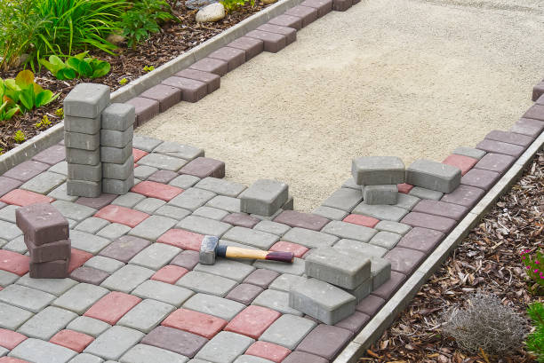 Best Professional Driveway Pavers  in Hodgkins, IL